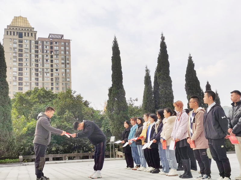 1639661074762080509.jpg 1639661074762080509.jpg