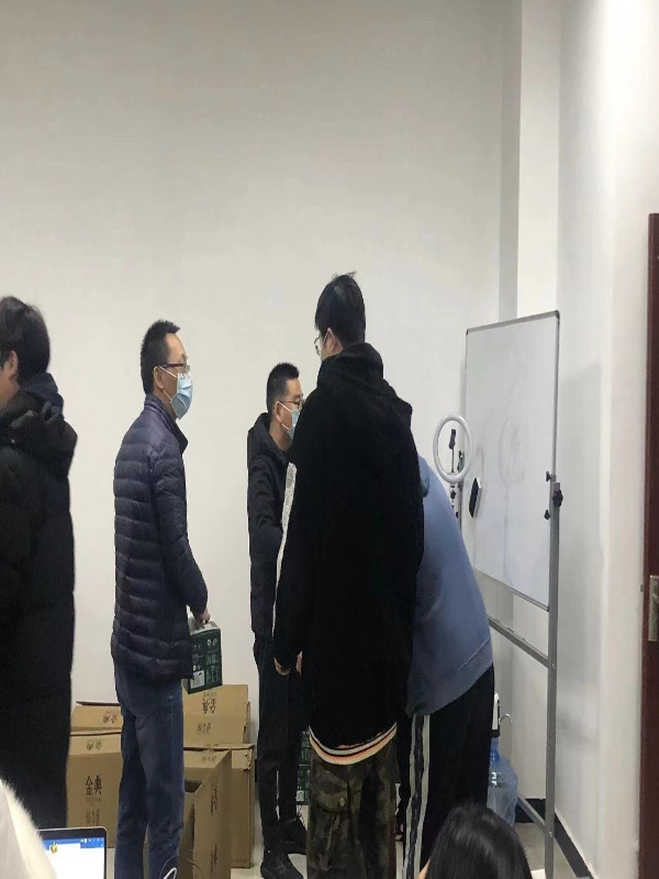 ByHf_1670761457040073608.jpg ByHf_1670761457040073608.jpg