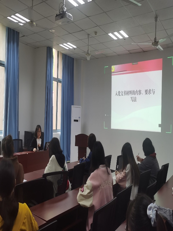 BHqu_1672216044036092597.jpg BHqu_1672216044036092597.jpg