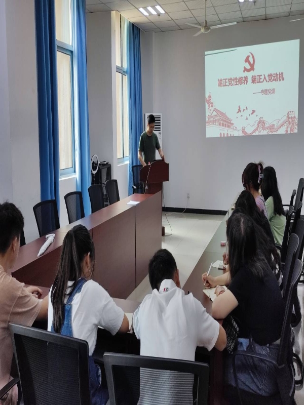 vhuP_1683182632831028966.jpg vhuP_1683182632831028966.jpg