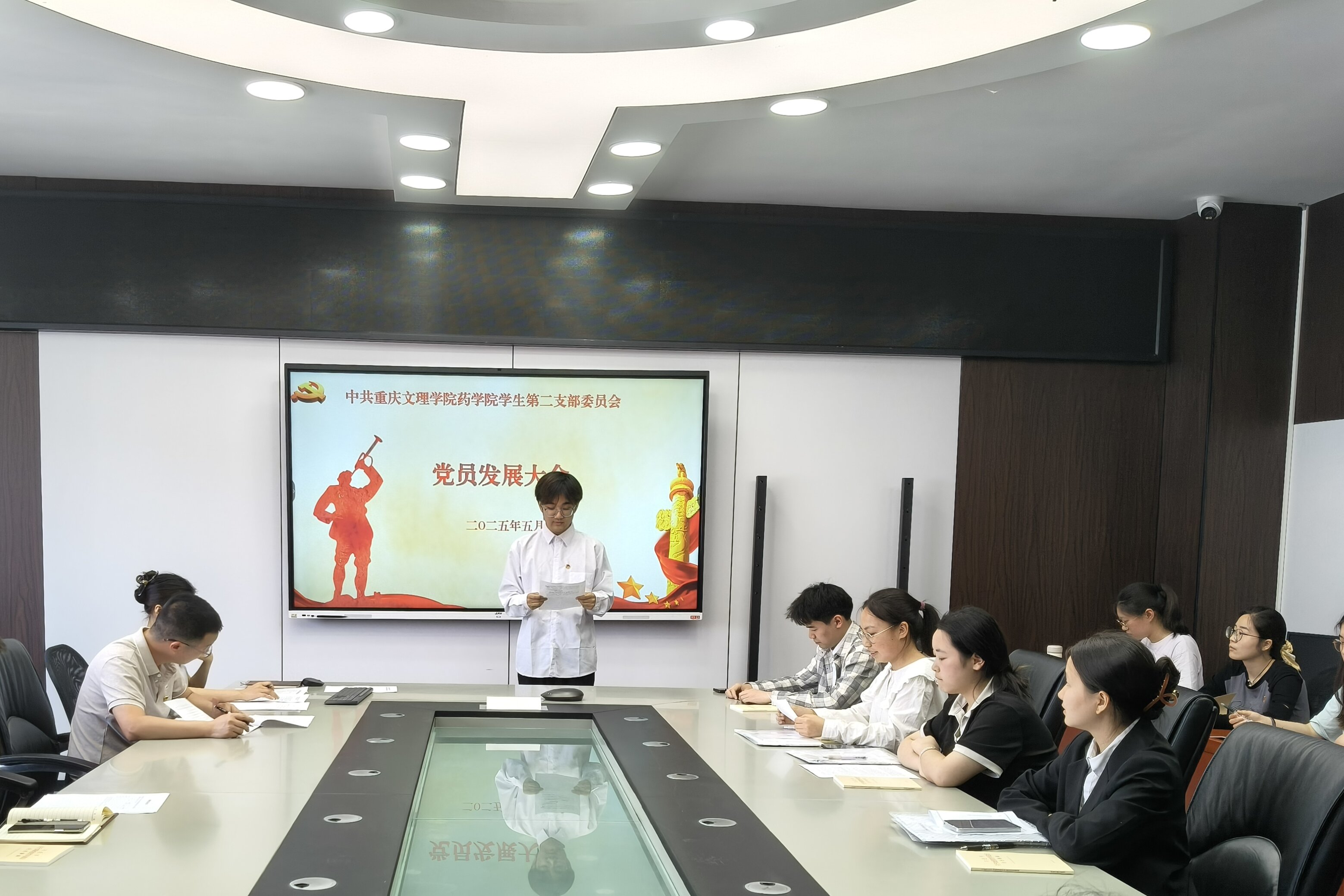 ofug_1748864583533094429.jpg ofug_1748864583533094429.jpg